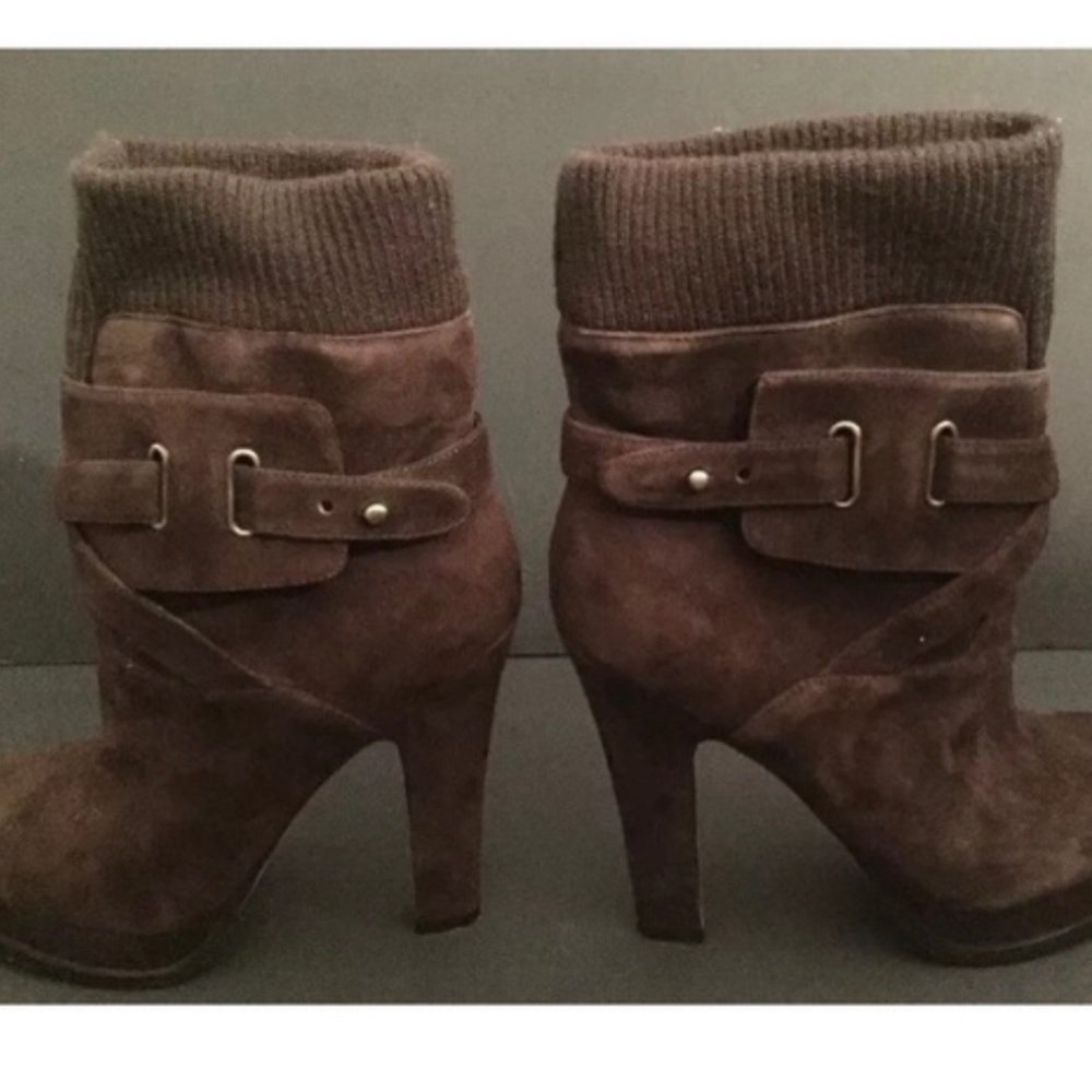 JOAN & DAVID BEESLEY brown suede